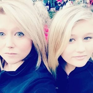 Meet your Posher, Kendra